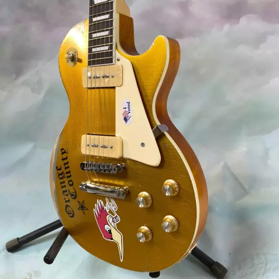 Mike Ness 1976 Deluxe electric guitar Aged Gold Relics by hands US Warehouse