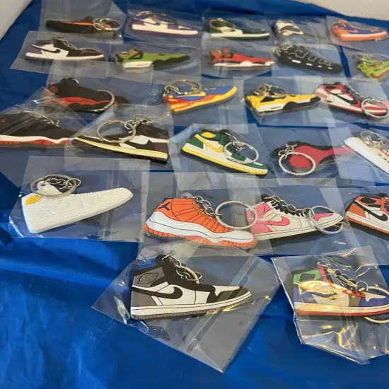 JORDAN NIKE SHOES KEYCHAINS 2D Lot Of 50