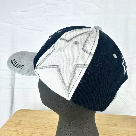 Dallas Cowboys Vintage Hook and Loop Closure Star Hat