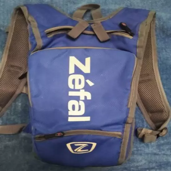 Zefal Hydration Pack Hydro Two 2L Bladder Hiking Backpack W/ Storage