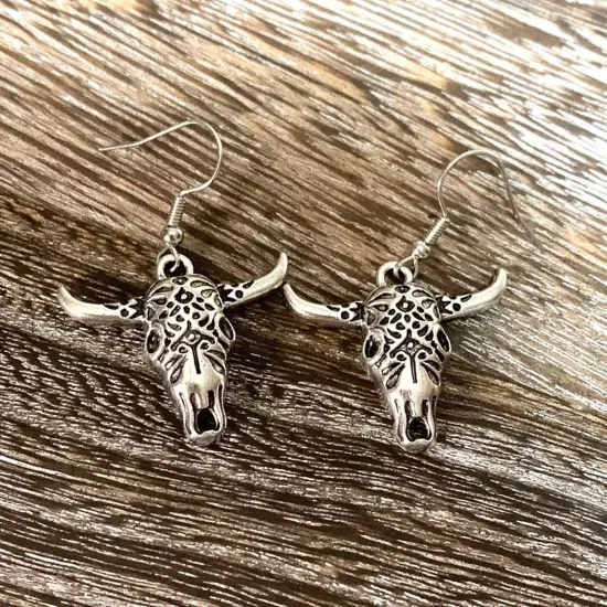 New Cowboy Boho Steer Longhorn Bull Earrings Silver-tone Pierced 2”L Laser Cut