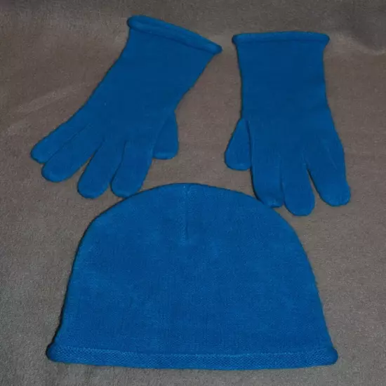 St. John's Bay Woman's Blue Gloves and Matching Beanie One Size FREE SHIPPING!