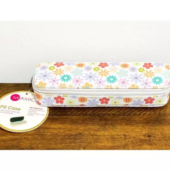 NWT: MIAMICA - Floral, Mod-Retro, Travel Accessory Set (4 pieces)