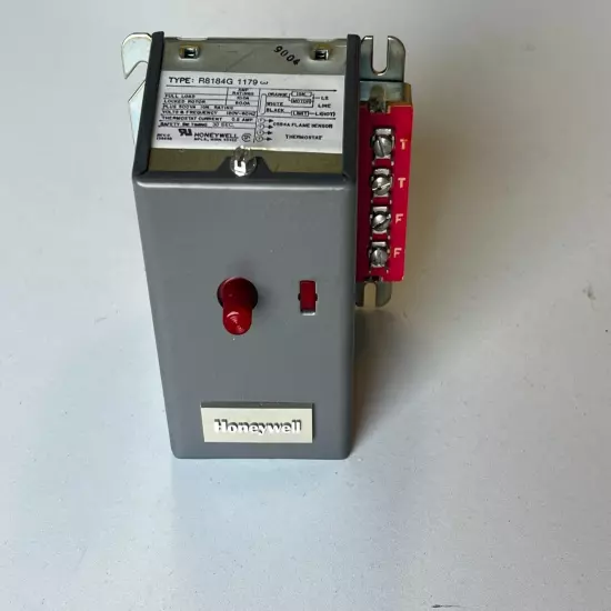 Honeywell R8184G 1179 Protectorelay Oil Burner Controller 120V, ~Oxidation~