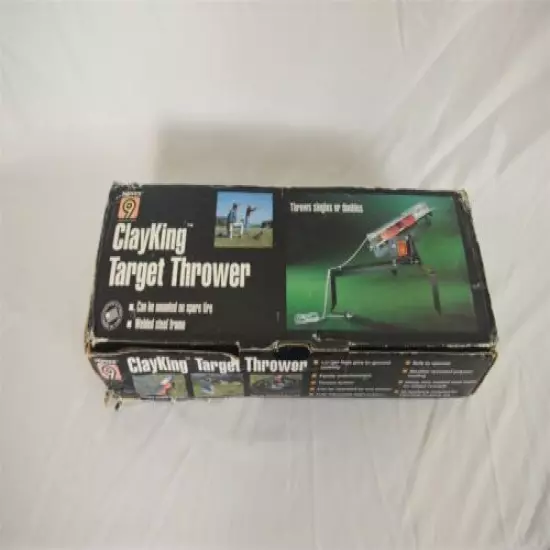 Hoppes 9 ClayKing Manual Target Thrower Skeet Trap Pigeon Practice New-Open Box