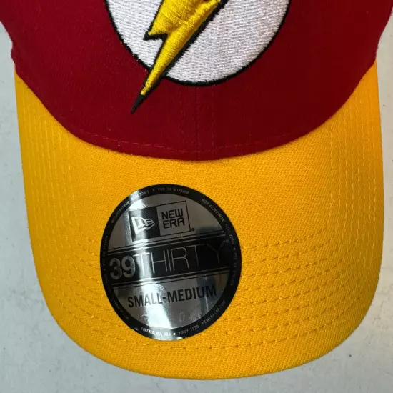 Flash New Era 39Thirty Hat Cap DC Comics Superhero Fitted S/M