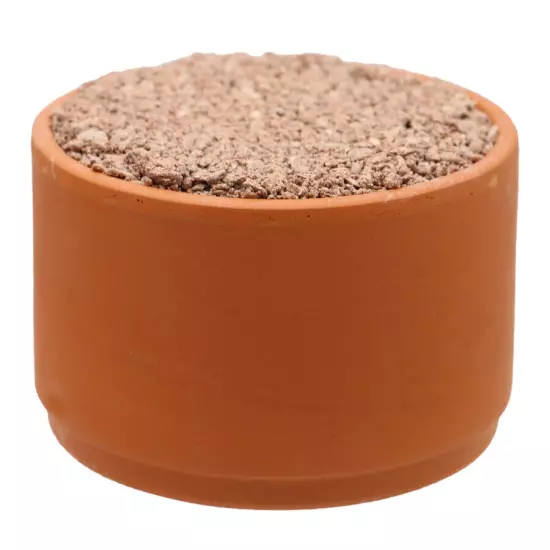 Versele-Laga Colombine Pickstone Red for Pigeons - 600g Clay Pots