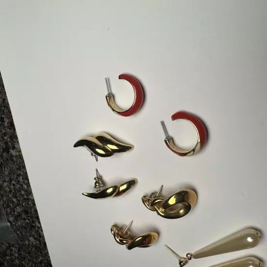 Retro Mix Hoop / Dangle / Stud Pierced Earrings Lot Of 4 Gold Tone