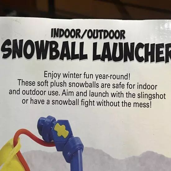 NIB - Premier Finds Indoor/Outdoor Snowball Launcher Slingshot - 8 Snowballs