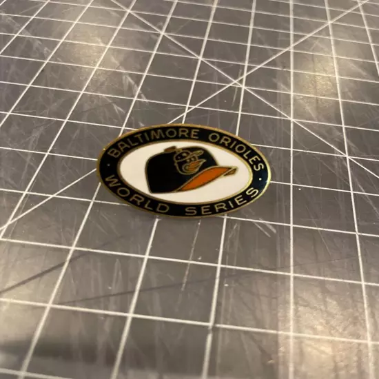 1969 BALTIMORE ORIOLES WORLD SERIES PRESS PIN