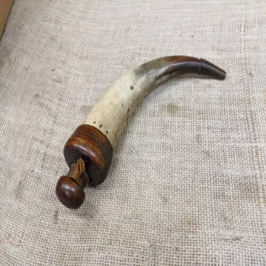 Buffalo or Bull horn powder horn, vintage