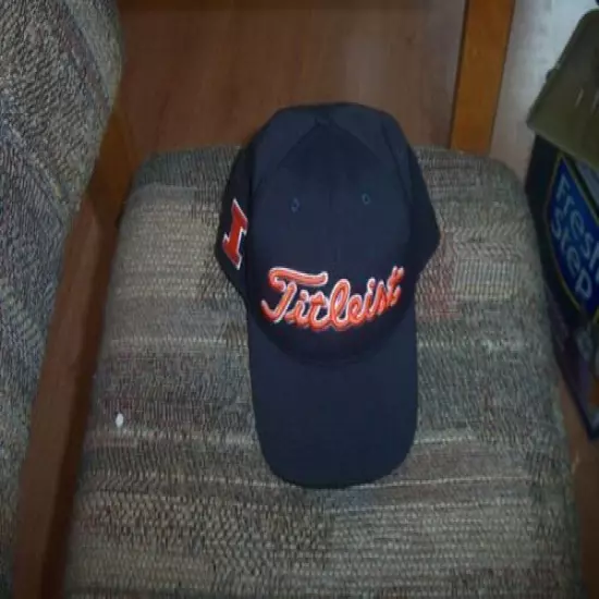 BRAND NEW Titleist Illinois University Fighting Illini Golf Tour hat 