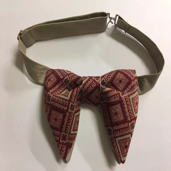 Custom Handmade Burgundy Khaki Bow tie Vintage style 70`s Bowtie Pretied