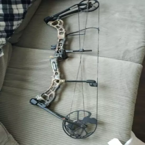 Bear Attitude Compound Bow