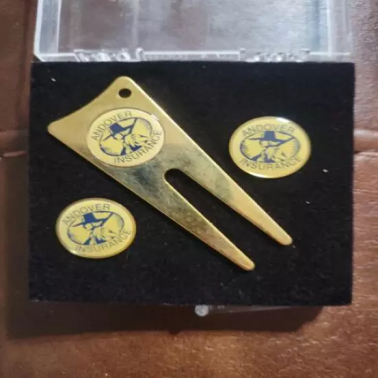 Golf Gift Set ~ Divot tool & Ball Markers 