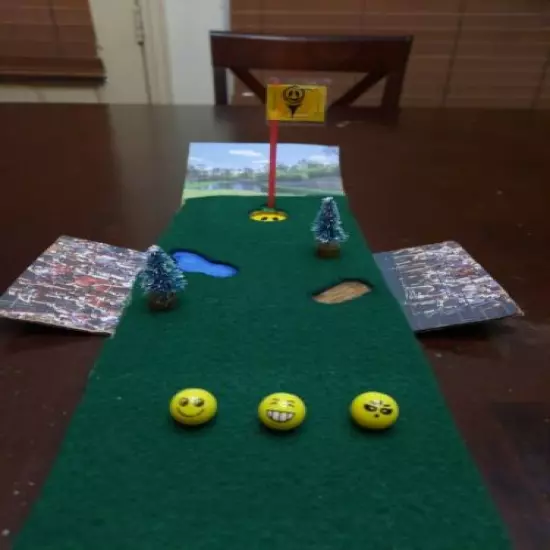 Miniature Indoor Golf Putting Family Game