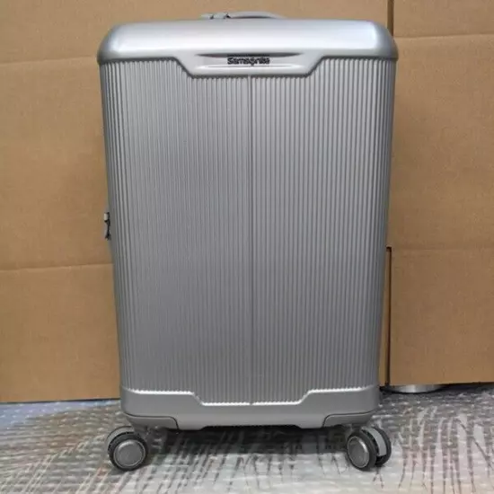 SAMSONITE Silhouette 17 21" Carry-on Expandable Hardside Spinner SILVER