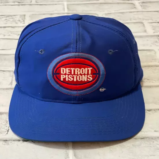 The G Cap Vintage Vtg Detroit Pistons Adj Snapback Hat Cap NBA Plain Logo Blue