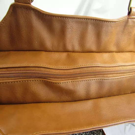 Solo Computer Laptop Bag Messenger Commuter Caramel Color Tote Pockets 52273