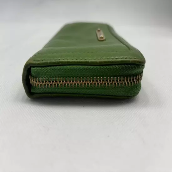 Juicy Couture Women’s Wristlet Wallet Faux Leather Zip Around Green Accents OBO