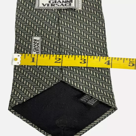 Gianni Versace Silver Gray Striped Geometric Necktie Silk Tie Men's 4" x 57"