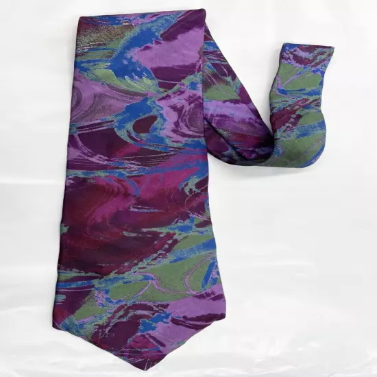 Claiborne Purple Watercolor Abstract Art Floral Colorful Silk Tie 4" x 57"