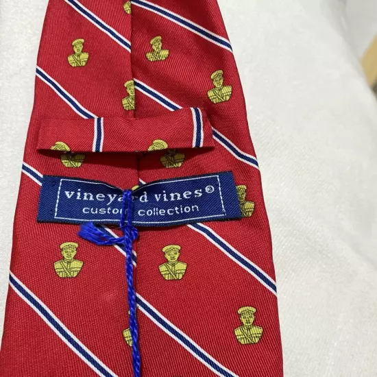 Vineyard Vines All Red Silk W/ Status Pattern M.in.USA men’s necktie NWT