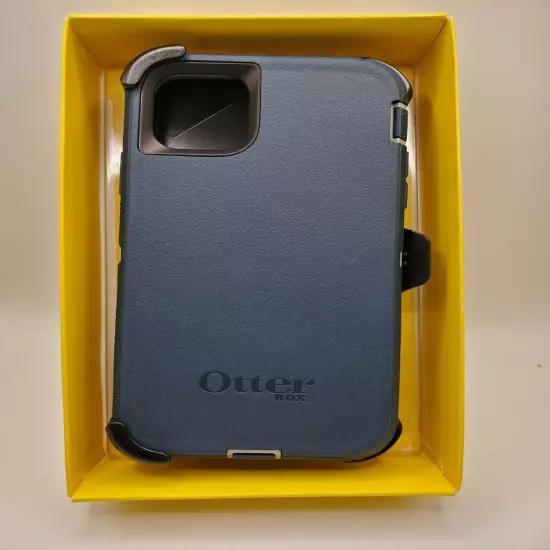 OtterBox Defender Series Pro Case + Holster for iPhone 11 Pro Max (6.5") Black