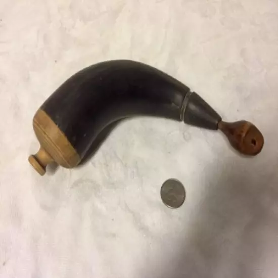 Vintage Powder Horn Handcrafted Beauty