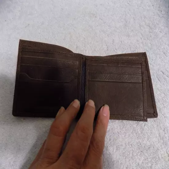 Levi's Brown Men's Wallet New No Box Or Tags