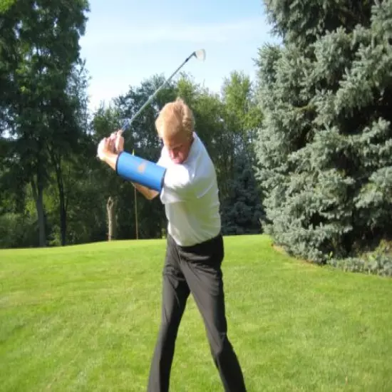 Golf Training Aid - Bending Your Arm, Get Help From The "Straight Arm"-standard 