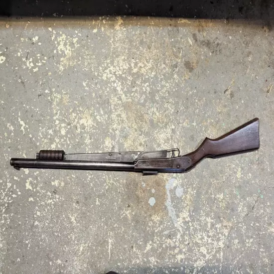 Vintage Daisy Model 25 - First Variation BB Gun