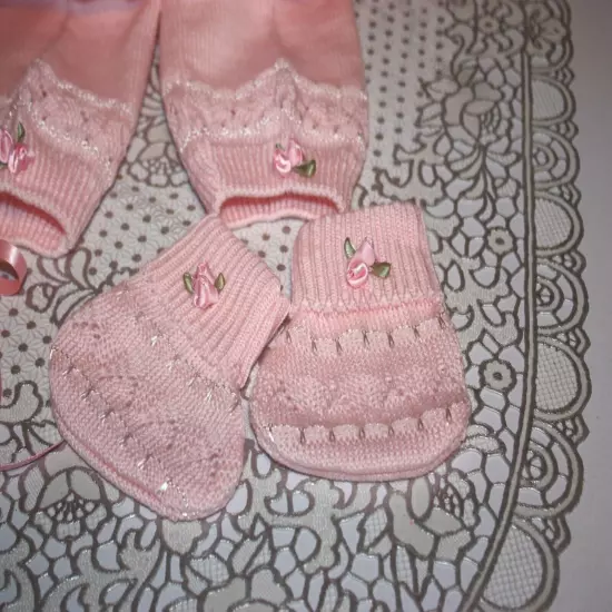 NICE Fine Delicate Knit Baby Doll Outfit Pink For Reborn or Newborn Infant Baby