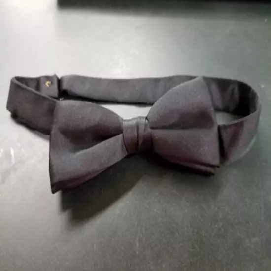 *Black Bow Tie