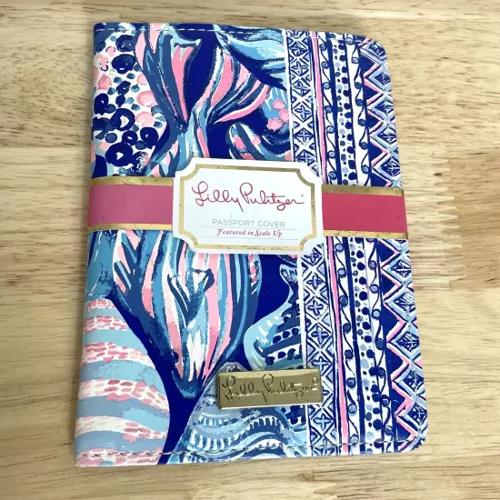 Lilly Pulitzer Scale Up Passport Cover Travel Wallet Credit Card Slots New