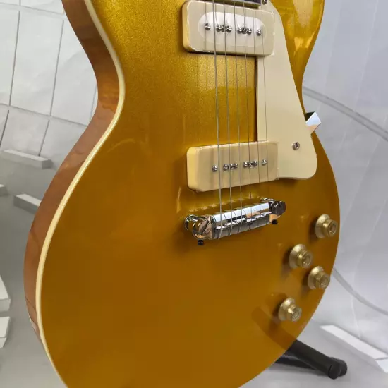 Murphy Lab Ultra Light Aged electric guitar LP 1956 Gold Top P90 pickup stock