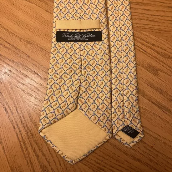 Brooks Brothers Country Club Silk Tie, Yellow & Blue Fish Design