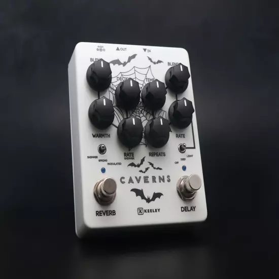 Used Keeley Spooky "Glow in the Dark" Caverns Delay Reverb Pedal