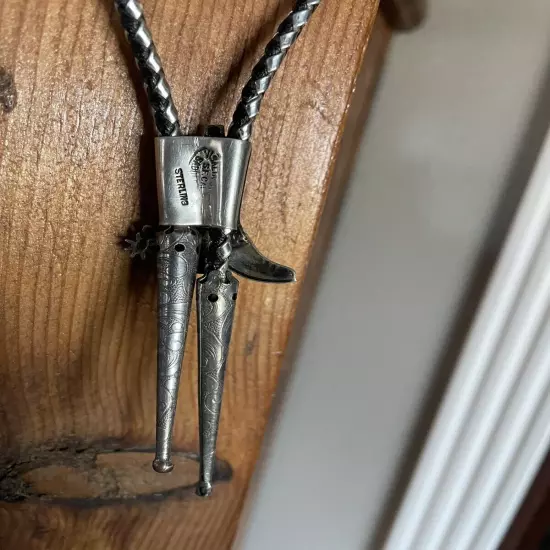 visalia stock saddle sterling Bolo Tie With Etched Tips