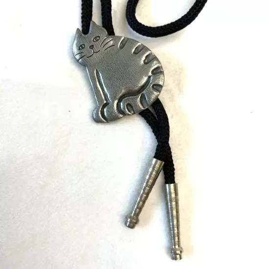 Vtg 1990 Signed Bolo Tie Cat Kitten Silver Danforth Pewter Western Cowgirl Rodeo