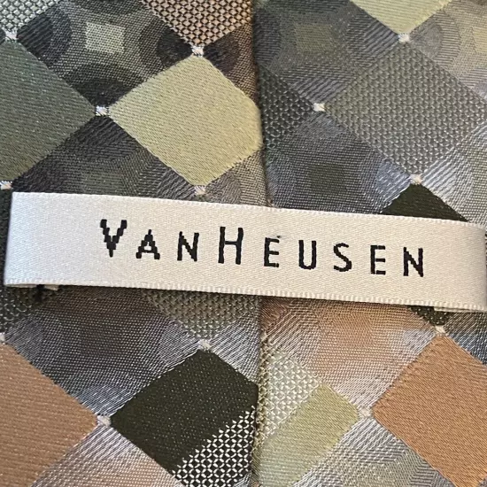 Van Heusen Green 100% Silk Men’s Neck Tie Made In China