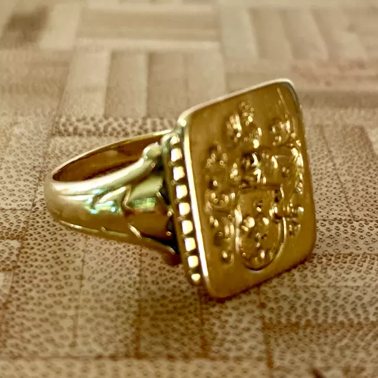 18K Yellow Gold Crest Signet Men's Ring Swiss Coat of Arms Vintage Stamped 750