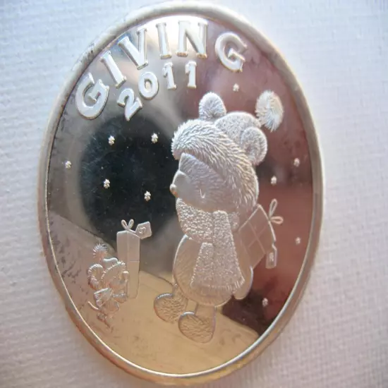 1-OZ 2011 CHRISTMAS TOO CUTE GIFT GIVING ENGRAVABLE.999 SILVER COIN+GOLD