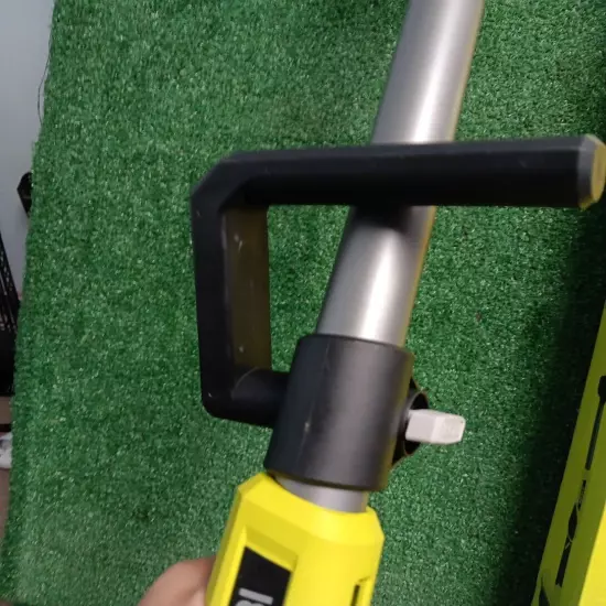 RYOBI 18-Volt Vortex Cordless Telescoping Power Scrubber (Tool Only)Used Lightly