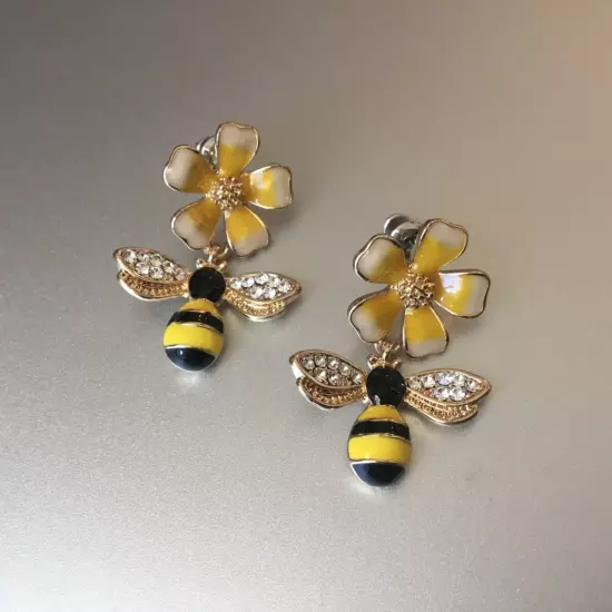 Bumble Bee & Flower Drop Dangle Earrings Gold Tone & Enamel