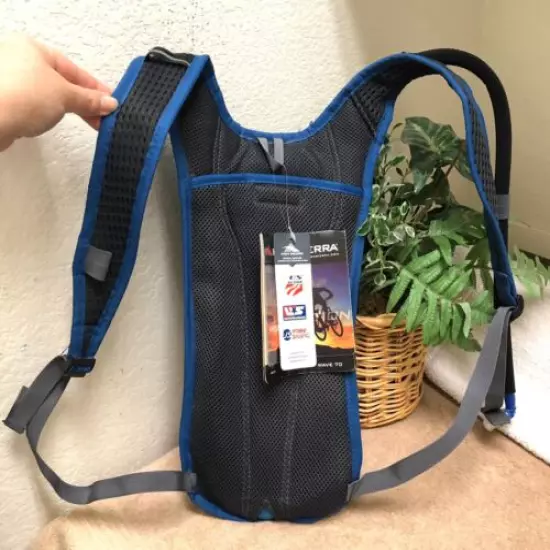 High Sierra Hydration Backpack 2L Wave 70 Camping Hiking Blue NWT