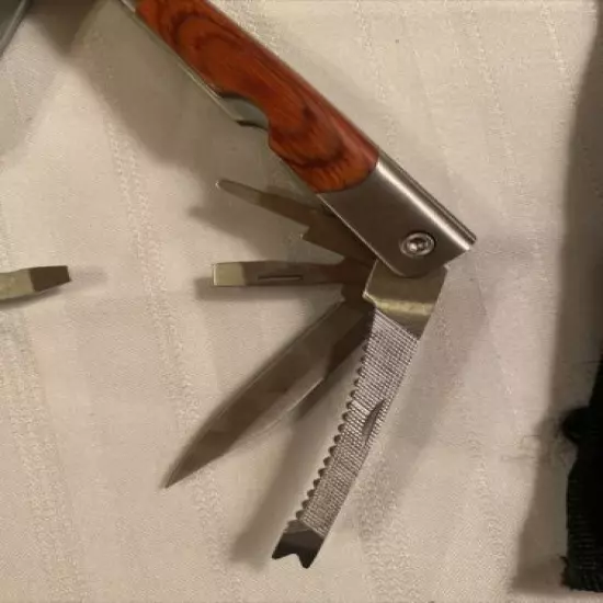 Multi-Tool Knife by Elk Ridge pliers pocket knife