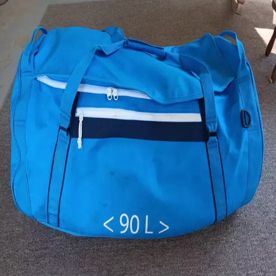 90L Helly Hansen Duffle Bag, Blue, padded shoulder straps, zipper pouches