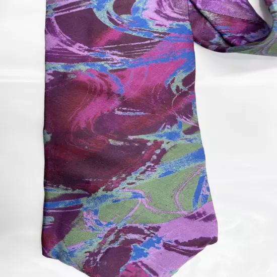 Claiborne Purple Watercolor Abstract Art Floral Colorful Silk Tie 4" x 57"