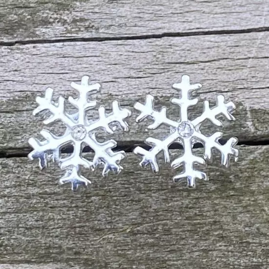 Snowflake crystal stud earrings 10 mm